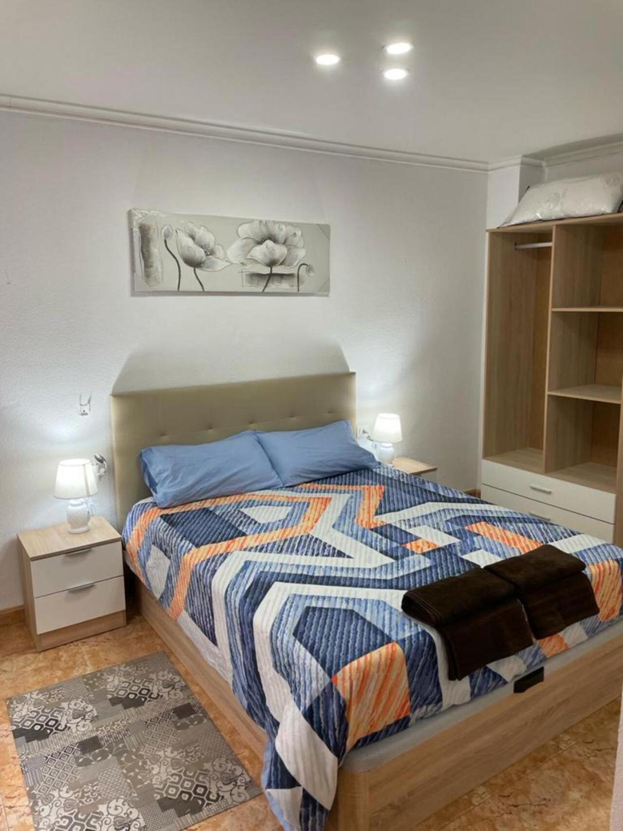 Parra Home Y Garaje, Algemesi Home 외부 사진